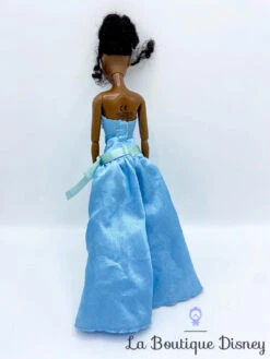 Poupée Tiana La Princesse Et La Grenouille Disney Store Mannequin Robe Bleue 33 Cm 8 Poupée Tiana La Princesse Et La Grenouille Disney Store Mannequin Robe Bleue 33 Cm -Meilleur Jouets Magasin poupee tiana la princesse et la grenouille disney store robe bleu 2
