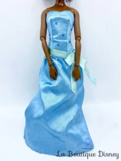 Poupée Tiana La Princesse Et La Grenouille Disney Store Mannequin Robe Bleue 33 Cm 7 Poupée Tiana La Princesse Et La Grenouille Disney Store Mannequin Robe Bleue 33 Cm -Meilleur Jouets Magasin poupee tiana la princesse et la grenouille disney store robe bleu 3