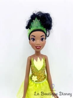 Poupée Tiana Poussières D'étoiles La Princesse Et La Grenouille Disney Hasbro Princesse Vert 30 Cm 9 Poupée Tiana Poussières D'étoiles La Princesse Et La Grenouille Disney Hasbro Princesse Vert 30 Cm -Meilleur Jouets Magasin poupee tiana poussiere etoiles disney hasbro la princesse et la grenouille 1