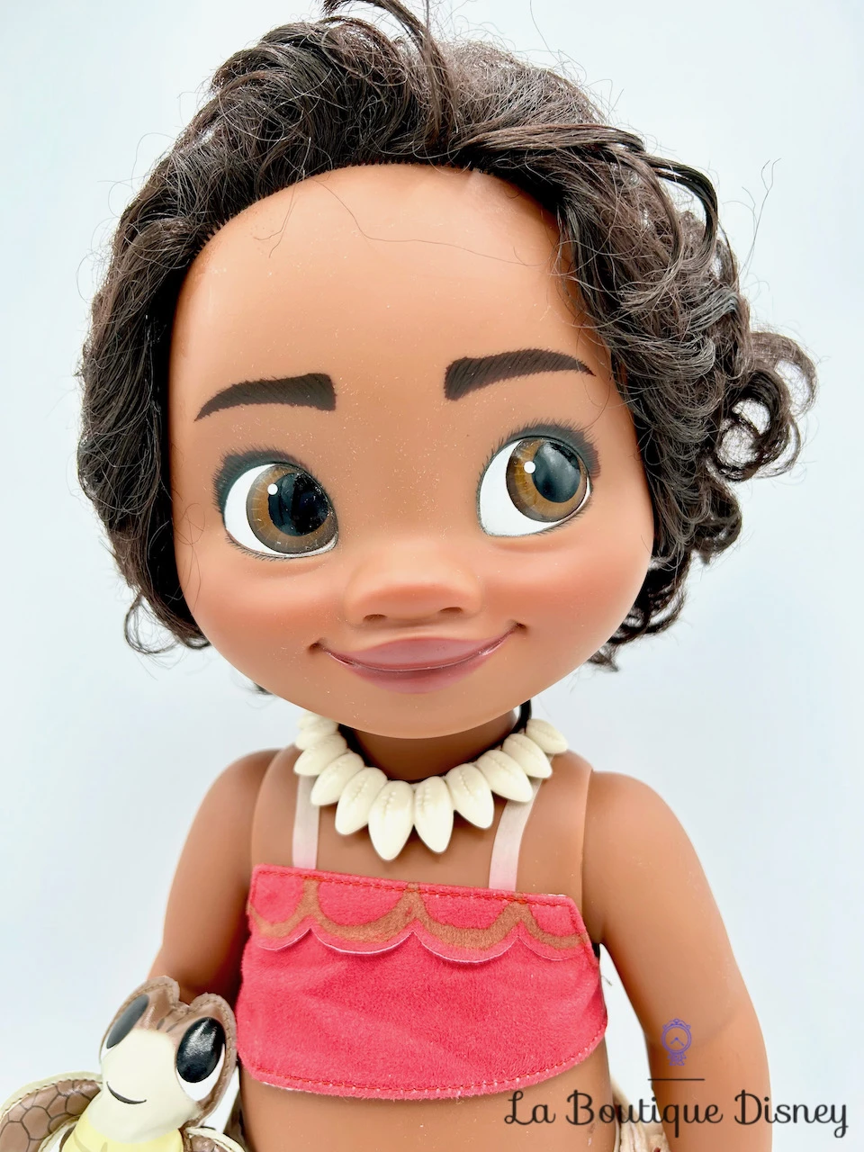 Poupée Vaiana Toddler Animators Collection Disney Store 2016 Bébé Tortue 39 Cm 4 Poupée Vaiana Toddler Animators Collection Disney Store 2016 Bébé Tortue 39 Cm – Image 2