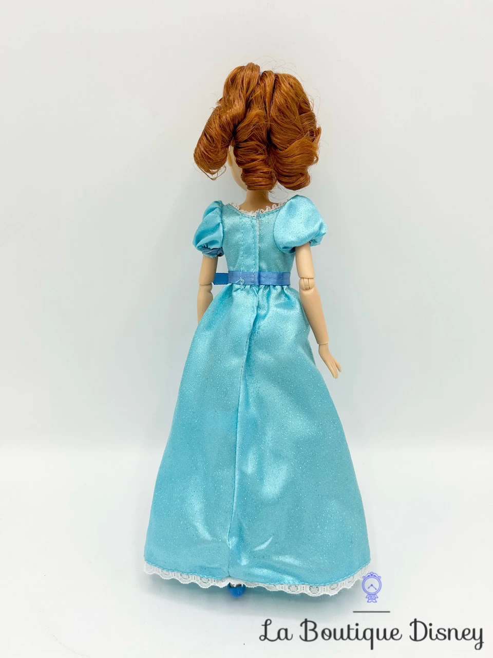 Poupée Wendy Peter Pan Disney Store 2020 Mannequin Robe Bleu 26 Cm 5 Poupée Wendy Peter Pan Disney Store 2020 Mannequin Robe Bleu 26 Cm – Image 3