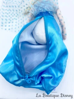 Range Pyjama Elsa La Reine Des Neiges Disney Frozen Jemini Poupée Chiffon Peluche 53 Cm -Meilleur Jouets Magasin range pyjama elsa la reine des neiges disney frozen poupee chiffon peluche princesse 4